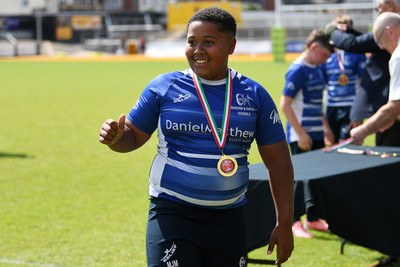 210525 - Pontypridd Schools v Bridgend - WSRU Junior Group - U11’s DC Thomas Cup Final - Bridgend players collect their medals at full time