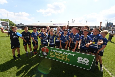210525 - Pontypridd Schools v Bridgend - WSRU Junior Group - U11’s DC Thomas Cup Final - Bridgend players celebrate lifting the trophy at full time