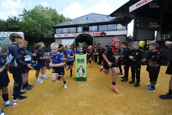 210525 - Pontypridd Schools v Bridgend - WSRU Junior Group - U11’s DC Thomas Cup Final - Both sides run out for the start of the match