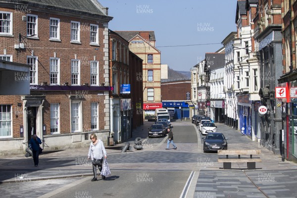 280320 - Picture shows Pontypridd Town Centre during the Covid-19 lockdown - 