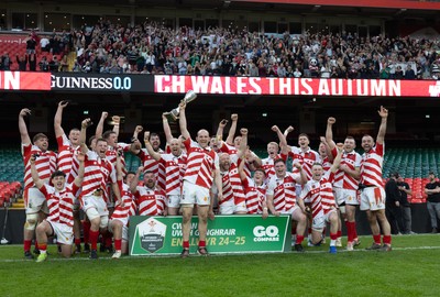 050425  Pontypridd v Cross Keys, WRU Premiership Cup Final - Pontypridd celebrate after being presented with the Premiership Cup