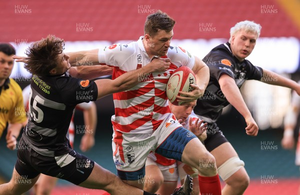 050425  Pontypridd v Cross Keys, WRU Premiership Cup Final - Louis Rocheford-Shugar of Pontypridd races in to score try