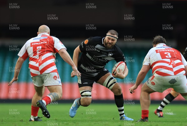 050425  Pontypridd v Cross Keys, WRU Premiership Cup Final - Jon Verrier of Cross Keys takes on Rob Jones of Pontypridd  and Garyn Daniel of Pontypridd