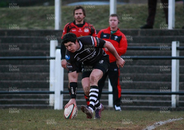 050413 Pontypridd RFC v Jersey RFC - British and Irish Cup -Pontypridd's Matthew Nuthall scores a try