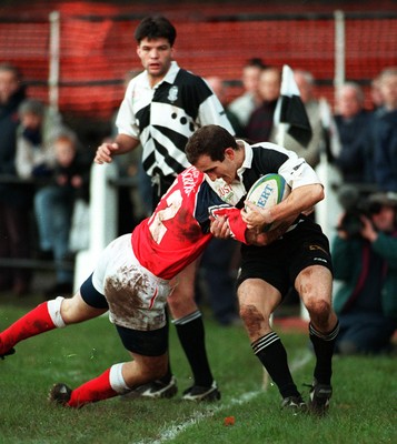 Pontypridd v Llanelli 181195