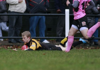 Pontypridd v Newport 201110