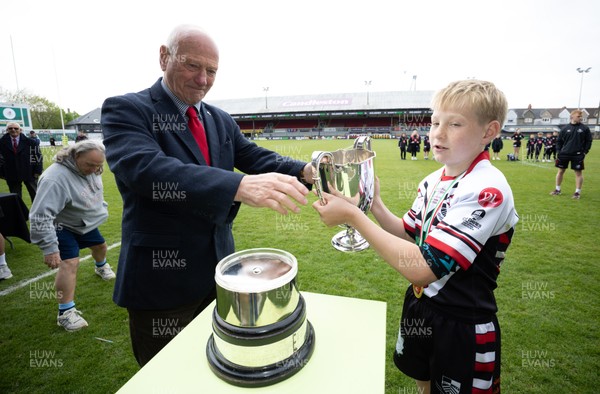 280426 - Pontypridd v Swansea, DC Thomas Cup Final - Pontypridd captain Dafydd Evans recieves the DC Thomas Cup  from WRU President Terry Cobner