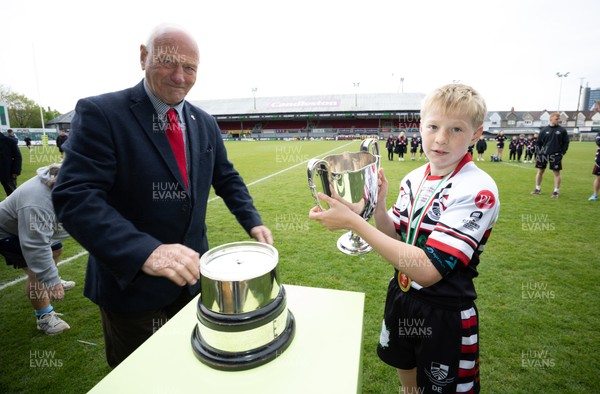 280426 - Pontypridd v Swansea, DC Thomas Cup Final - Pontypridd captain Dafydd Evans recieves the DC Thomas Cup  from WRU President Terry Cobner