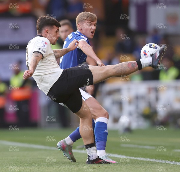 070825 - Port Vale v Cardiff City - Sky Bet League 1 - Joel Bagan of Cardiff and Mitch Clark of Port Vale