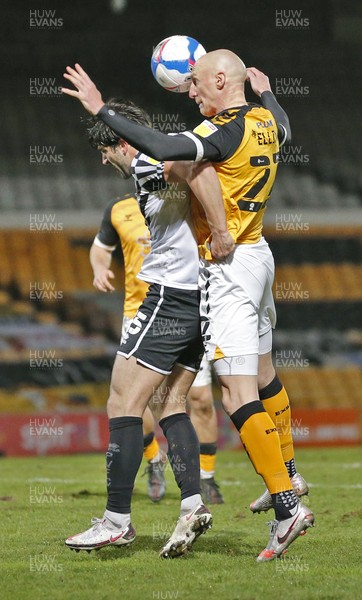 160321 - Port Vale v Newport County - Sky Bet League 2 - Kevin Ellison of Newport County and Zak Mills of Port Vale