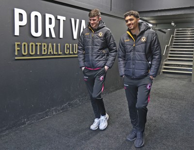 180125 - Port Vale v Newport County - Sky Bet League 2 -Noah Mawene of Newport and Joe Thomas of Newport 