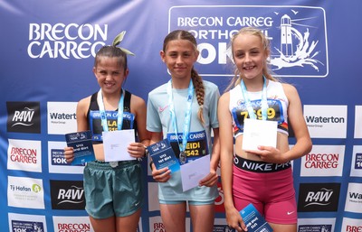 050726 - Brecon Carreg Porthcawl 10k - Future Challengers presentations