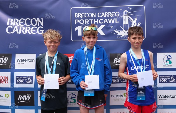 050726 - Brecon Carreg Porthcawl 10k - Future Challengers presentations