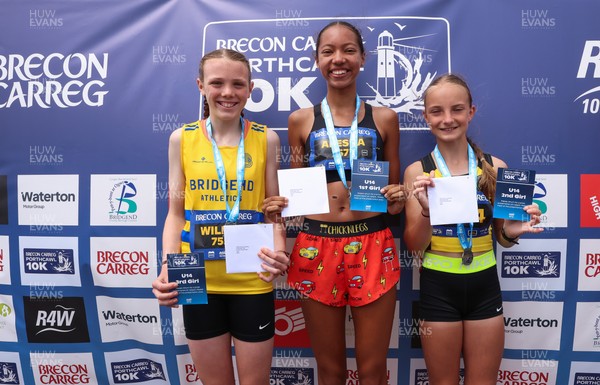 050726 - Brecon Carreg Porthcawl 10k - Future Challengers presentations