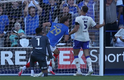 050926 - Portsmouth FC v Cardiff City - SkyBet Championship - Marko Milovanovic of Portsmouth scores a goal