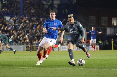 110225  Portsmouth v Cardiff City, EFL Sky Bet Championship - Callum Robinson of Cardiff City fires a shot at goal