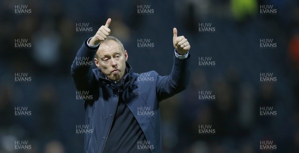 010220 - Preston North End v Swansea City - Sky Bet Championship - Thumbs up by Manager Steve Cooper of Swansea at the end of the match 