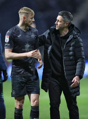 040325 - Preston North End v Swansea City - Sky Bet Championship - Swansea manager Alan Sheehan and Harry Darling of Swansea at the end of the match