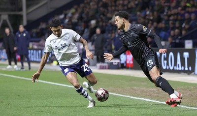 040325 - Preston North End v Swansea City - Sky Bet Championship - Myles Peart-Harris of Swansea and Kaine Kesler-Hayden of Preston North End