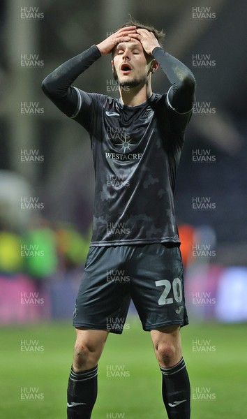 040325 - Preston North End v Swansea City - Sky Bet Championship - Liam Cullen of Swansea rues missed chance