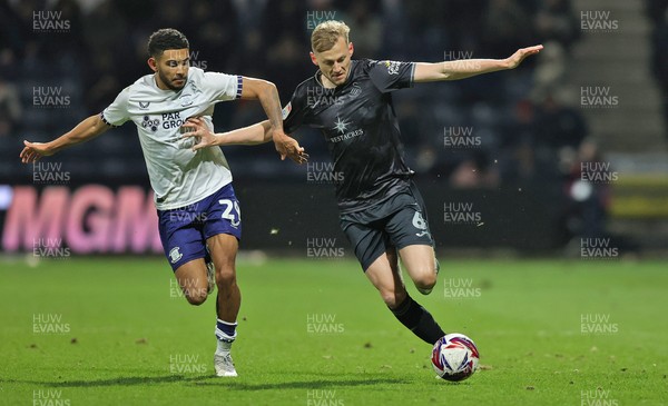 040325 - Preston North End v Swansea City - Sky Bet Championship - Harry Darling of Swansea and Kaine Kesler-Hayden of Preston North End