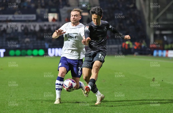 040325 - Preston North End v Swansea City - Sky Bet Championship - Eom Ji-sung of Swansea and Ryan Porteous of Preston North End