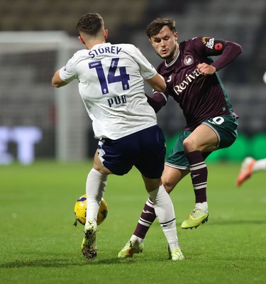 051125 - Preston North End v Swansea City - Sky Bet Championship - Liam Cullen of Swansea and Jordan Storey of Preston North End