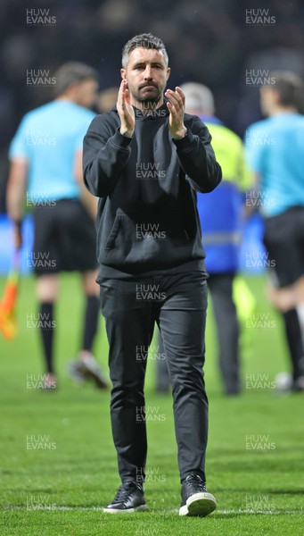 051125 - Preston North End v Swansea City - Sky Bet Championship - Swansea manager Alan Sheehan applauds the travelling fans at the end of the match