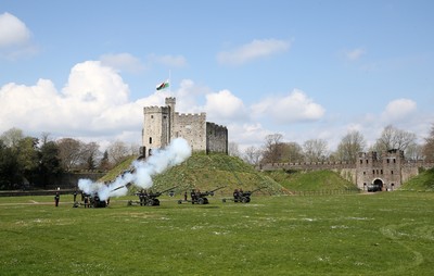 Prince Philip Gun Salute Cardiff 100421