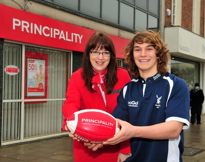 240212- WRU-Principality Player of the MonthJoe Tomalin-Reeves of Swansea RFC, WRU-Principality Premiership Player of the Month, with Rhian Davis, Senior Branch Manager, Principality Building Society, Swansea