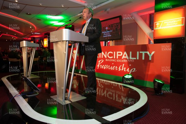 280513 - WRU Principality Premiership Awards Dinner - Graeme Yorston, Group Chief Executive of the Principality Building Society addresses guests