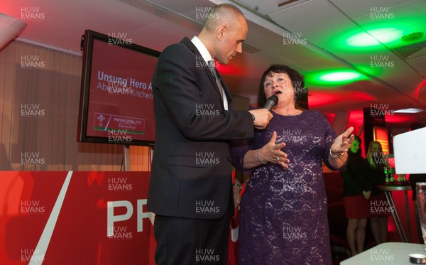 280513 - WRU Principality Premiership Awards Dinner - Jason Mohammed chats to some of the Kitchen Ladies from Aberavon RFC after they won the Unsung Heroes Award