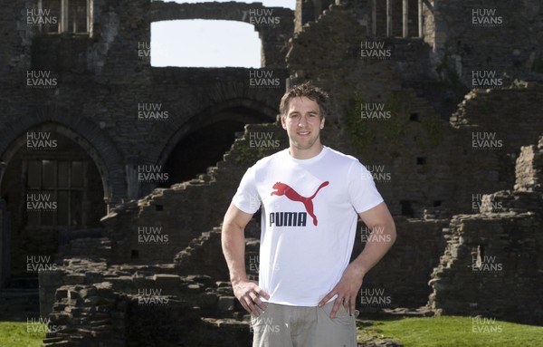 280312 - Puma -Wales rugby player Ryan Jones