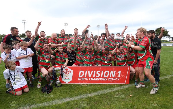 130517 - Pwllheli v Bala Presentation - WRU National League One Division North - Pwllheli lift the bowl