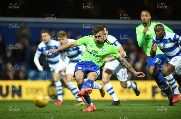 010118 - Queens Park Rangers v Cardiff City - Sky Bet Championship - Joe Ralls of Cardiff City scores from the penalty spot