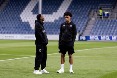 020926 - Queens Park Rangers v Cardiff City - Sky Bet Championship - Calum Scanlon and Ronan Kpakio of Cardiff City before the game