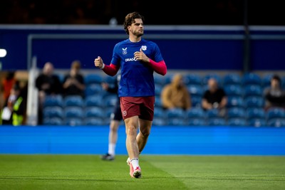 020926 - Queens Park Rangers v Cardiff City - Sky Bet Championship - Ollie Tanner of Cardiff City warming up