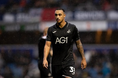 241026 - Queens Park Rangers v Swansea City - Sky Bet Championship - Adam Idah of Swansea City looks on