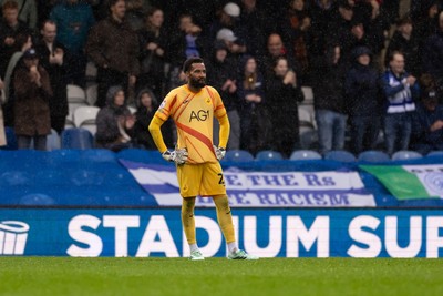 241026 - Queens Park Rangers v Swansea City - Sky Bet Championship - Lawrence Vigouroux of Swansea City looks dejected