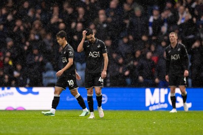 241026 - Queens Park Rangers v Swansea City - Sky Bet Championship - Stephen Eustaquio of Swansea City looks dejected