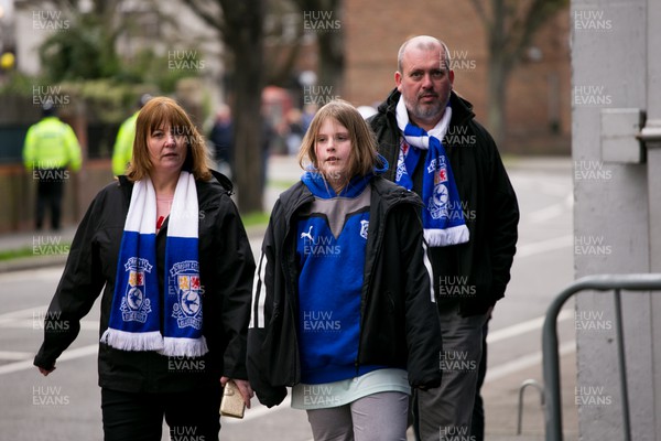 050322 - Queens Park Rangers v Cardiff City - Sky Bet Championship - Cardiff fans arrive at the Stadium