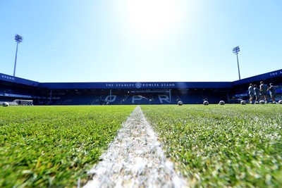 050425 - Queens Park Rangers v Cardiff City - Sky Bet Championship - A general view of Loftus Road ahead of the match