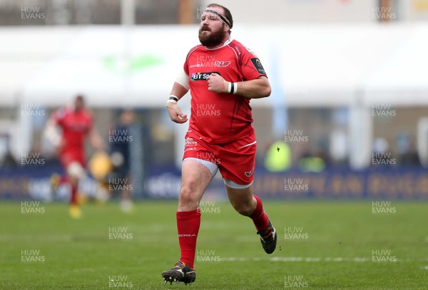 170116 - Racing 92 v Scarlets - European Champions Cup - Phil John of Scarlets