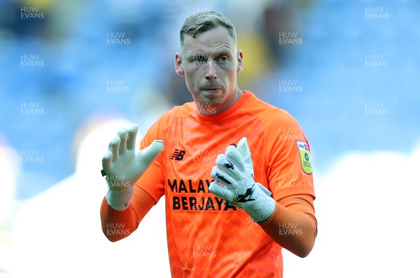 060822 - Reading v Cardiff City - SkyBet Championship - Keeper Ryan Allsop of Cardiff City thanks the travelling fans at full time