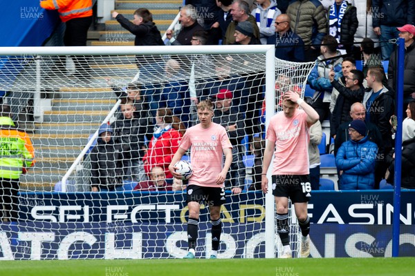 090422 - Reading v Cardiff City - Sky Bet Championship - Joel Bagan of Cardiff City and Alfie Doughty of Cardiff City looks on dejected