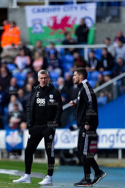 090422 - Reading v Cardiff City - Sky Bet Championship - Steve Morison of Cardiff City looks on