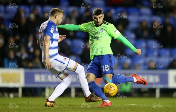 111217 - Reading v Cardiff City - SkyBet Championship - Callum Paterson of Cardiff City is tackled by Chris Gunter of Reading