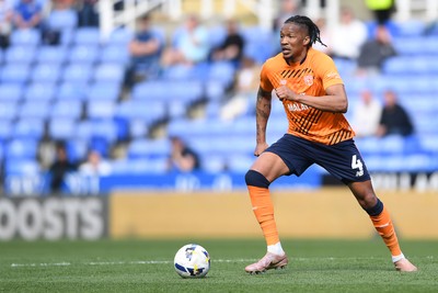 180426 - Reading v Cardiff City - Sky Bet League 1 - Gabriel Osho of Cardiff City