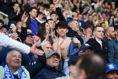 180426 - Reading v Cardiff City - Sky Bet League 1 - Cardiff fans celebrate at full time after securing promotion back to the Championship