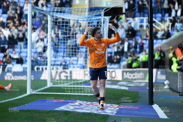 180426 - Reading v Cardiff City - Sky Bet League 1 - Ollie Tanner of Cardiff City gestures to fans